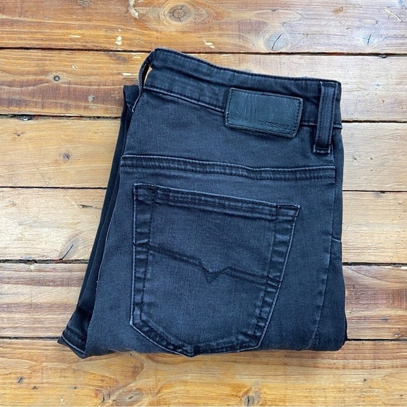 Diesel jeans Sknzee-Dee black mid rise jeans stretchy denim size 27 mid waisted - Picture 5 of 15